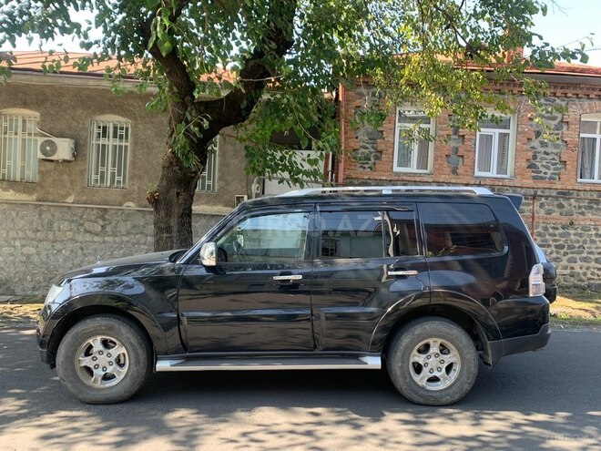 Mitsubishi Pajero 2007, 144,000 km - 3.0 л - Zaqatala