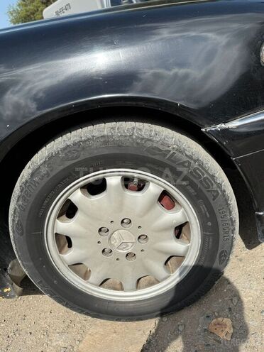 Mercedes C 230 1999, 424,752 km - 2.3 л - Salyan