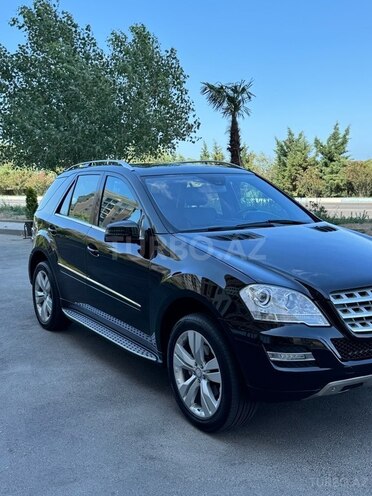 Mercedes ML 350 4MATIC 2010, 130,000 km - 3.5 l - Bakı