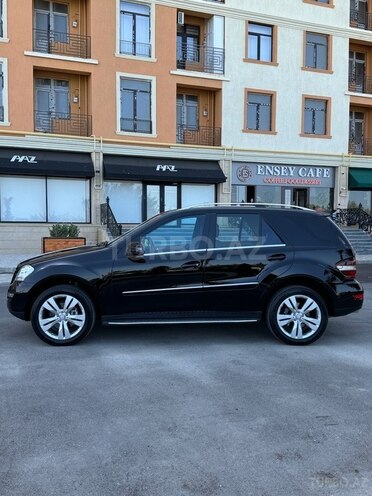Mercedes ML 350 4MATIC 2010, 130,000 km - 3.5 l - Bakı