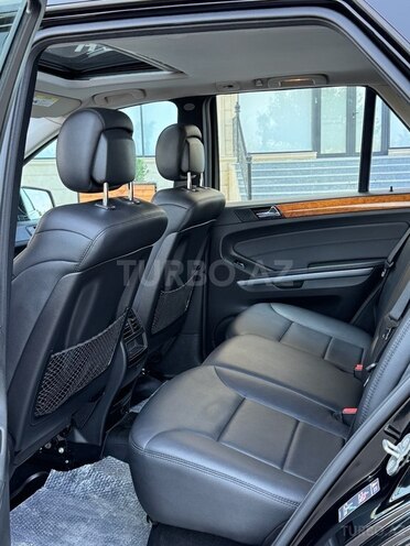 Mercedes ML 350 4MATIC 2010, 130,000 km - 3.5 l - Bakı