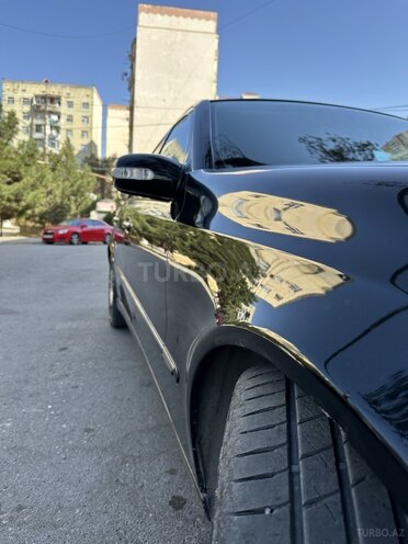 Mercedes E 240 2005, 338,500 km - 2.6 l - Xırdalan