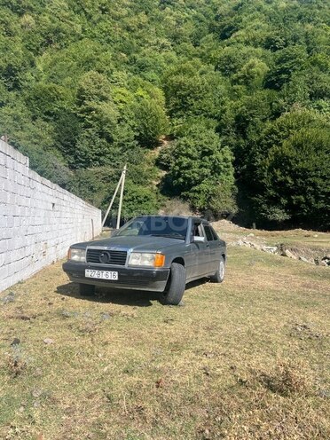 Mercedes 190 1991, 426,000 km - 2.0 l - Şəki