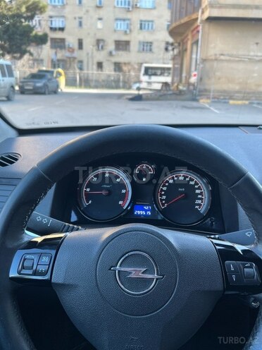 Opel Astra 2009, 305,000 km - 1.3 l - Bakı