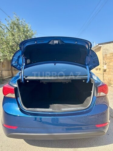 Hyundai Elantra 2015, 167,180 km - 1.8 л - Bakı
