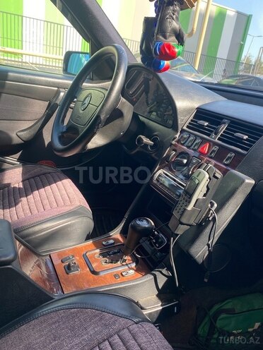 Mercedes C 200 1999, 452,000 km - 2.0 л - Bakı