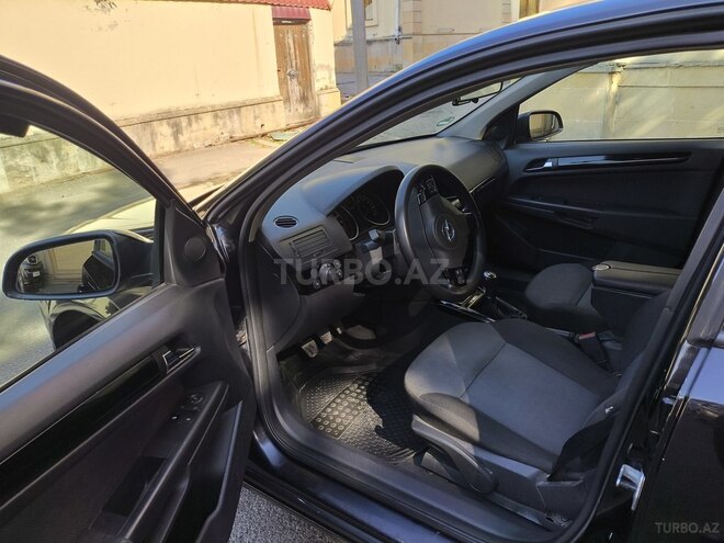Opel Astra 2004, 244,000 km - 1.4 l - İsmayıllı