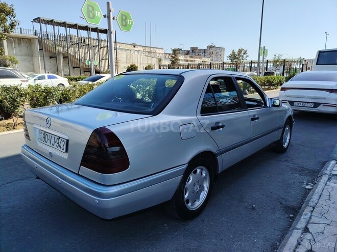 Mercedes C 180 1997, 422,540 km - 1.8 l - Bakı