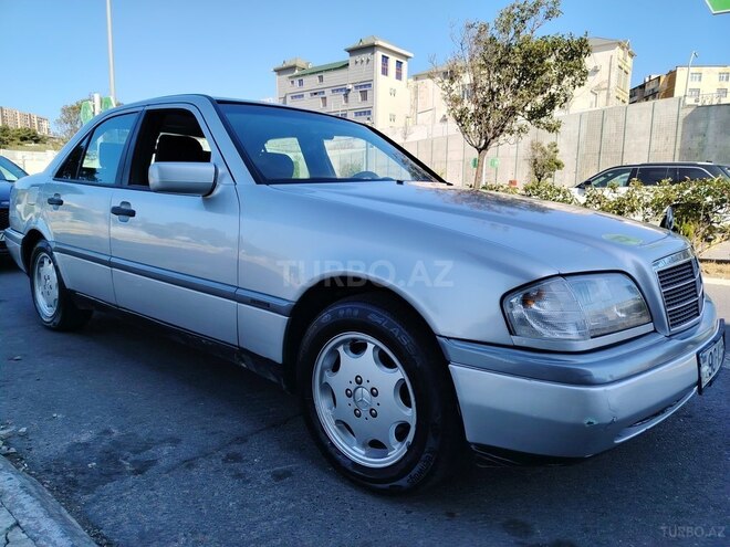 Mercedes C 180 1997, 422,540 km - 1.8 l - Bakı