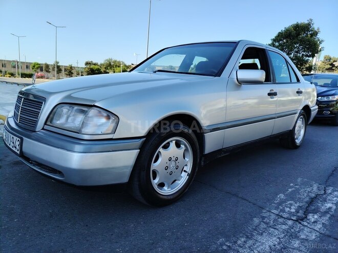 Mercedes C 180 1997, 422,540 km - 1.8 l - Bakı