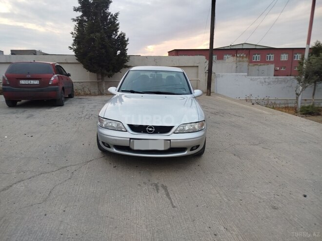 Opel Vectra 2001, 352,000 km - 1.8 л - Bakı