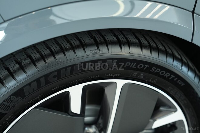 Li Auto L7 2025, 0 km - 1.5 l - Bakı