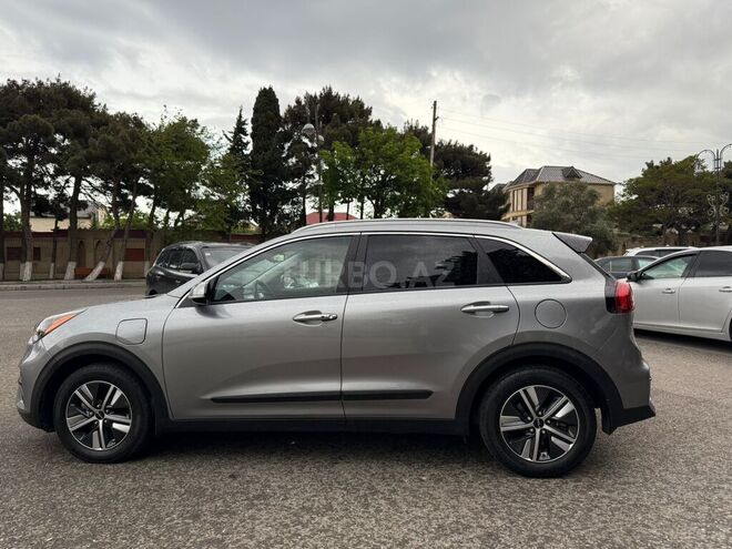 Kia Niro 2022, 65,000 km - 1.6 l - Bakı