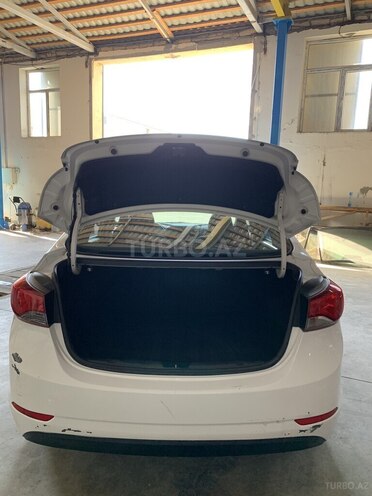Hyundai Elantra 2015, 293,500 km - 1.6 l - Bakı