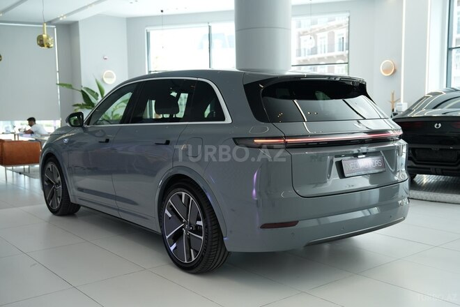 Li Auto L7 2025, 0 km - 1.5 l - Bakı