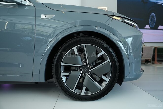 Li Auto L7 2025, 0 km - 1.5 l - Bakı