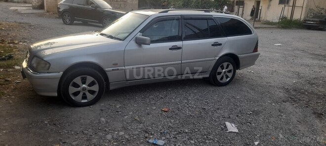 Mercedes C 220 1999, 228,560 km - 2.2 l - Bərdə