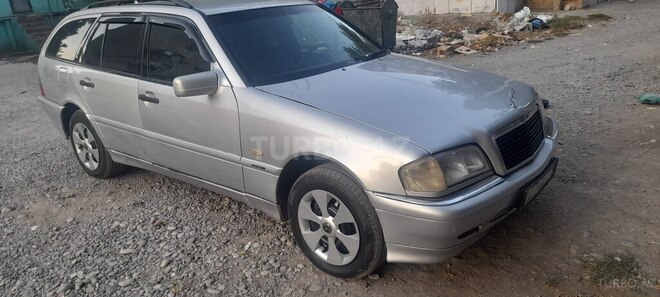 Mercedes C 220 1999, 228,560 km - 2.2 l - Bərdə