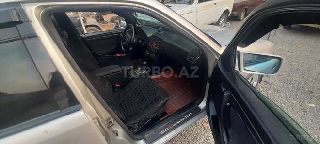 Mercedes C 220 1999, 228,560 km - 2.2 l - Bərdə
