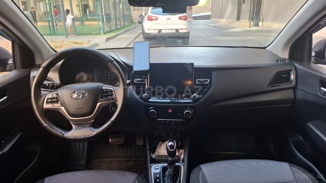 Hyundai Accent 2021, 101,600 km - 1.6 l - Bakı