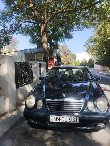 Mercedes E 200 1999, 560,000 km - 2.0 l - Naftalan