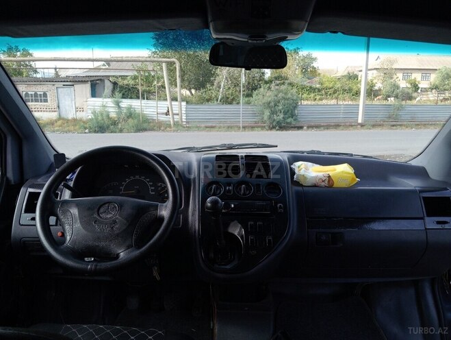Mercedes Vito 2002, 350,000 km - 2.2 l - Salyan