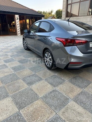 Hyundai Accent 2018, 194,294 km - 1.6 l - Bakı