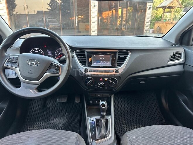 Hyundai Accent 2018, 194,294 km - 1.6 l - Bakı