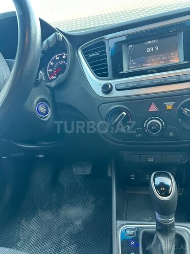 Hyundai Accent 2018, 194,294 km - 1.6 l - Bakı
