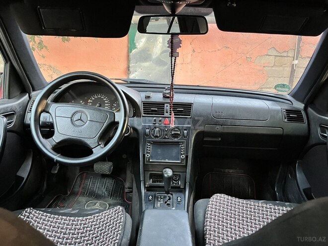 Mercedes C 180 1998, 352,000 km - 1.8 l - Sumqayıt