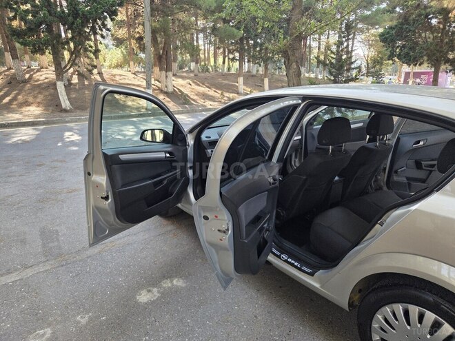 Opel Astra 2006, 270,235 km - 1.4 l - Xırdalan
