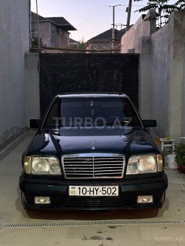Mercedes E 220 1994, 604,000 km - 2.2 l - Beyləqan