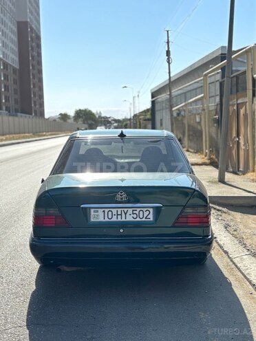 Mercedes E 220 1994, 604,000 km - 2.2 l - Beyləqan