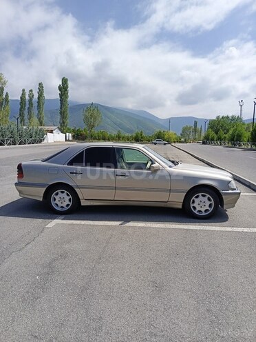 Mercedes C 230 1997, 230,000 km - 2.3 l - Şəki