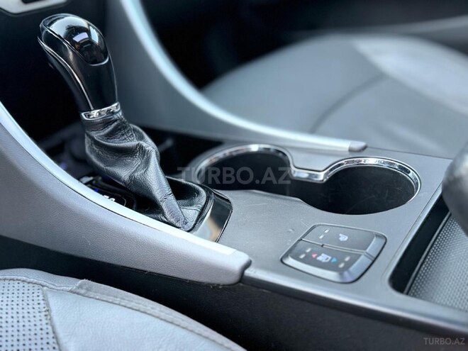 Hyundai Sonata 2013, 241,402 km - 2.0 l - Bakı