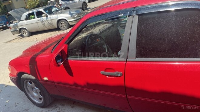 Mercedes C 180 1995, 444,000 km - 1.8 l - Sumqayıt