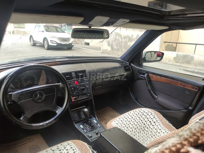 Mercedes C 180 1997, 318,326 km - 1.8 l - Şirvan