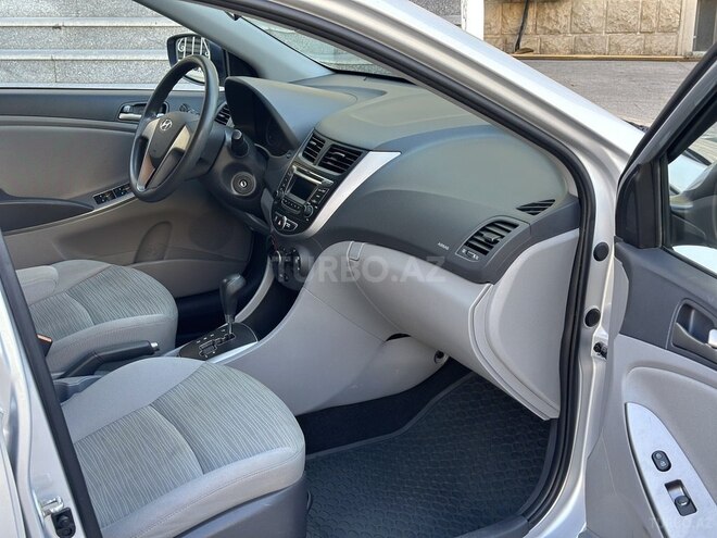 Hyundai Accent 2015, 202,777 km - 1.6 l - Bakı