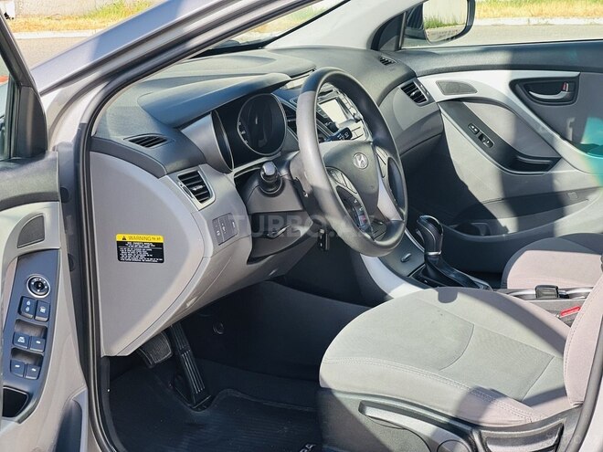 Hyundai Elantra 2015, 121,414 km - 1.8 l - Bakı