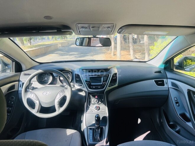 Hyundai Elantra 2015, 121,414 km - 1.8 l - Bakı
