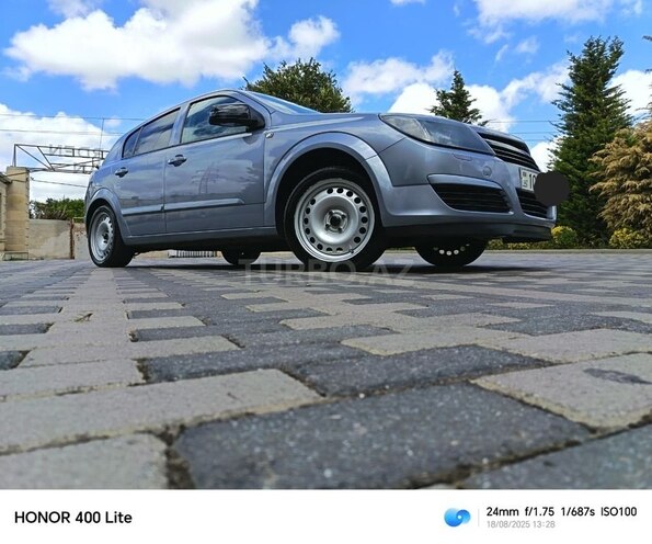 Opel Astra 2005, 147,000 km - 1.4 l - Bakı