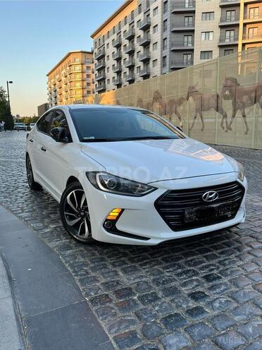 Hyundai Avante 2016, 350,000 km - 1.6 l - Bakı
