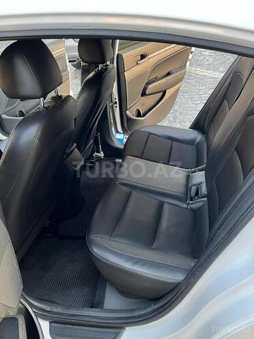 Hyundai Avante 2016, 350,000 km - 1.6 l - Bakı