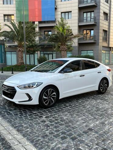 Hyundai Avante 2016, 350,000 km - 1.6 l - Bakı
