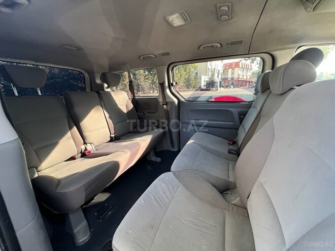 Hyundai H-1 2010, 457,000 km - 2.5 l - Quba