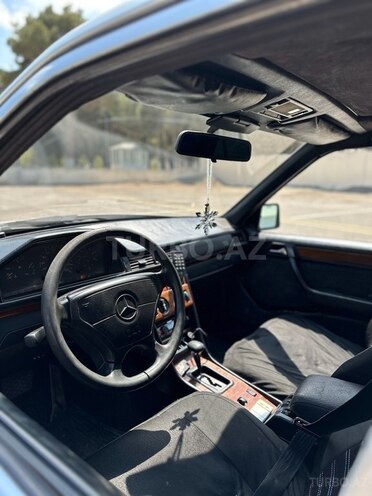Mercedes E 200 1994, 365,598 km - 2.0 l - Sumqayıt