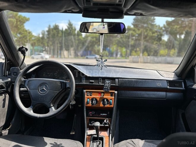 Mercedes E 200 1994, 365,598 km - 2.0 l - Sumqayıt