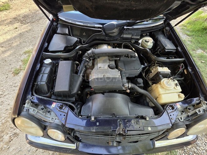Mercedes E 230 1996, 619,000 km - 2.3 l - Salyan