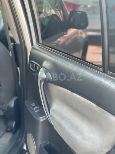 Toyota RAV4 2004, 420,917 km - 2.0 l - Gəncə