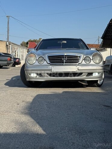 Mercedes E 240 1999, 360,000 km - 2.4 l - Bakı
